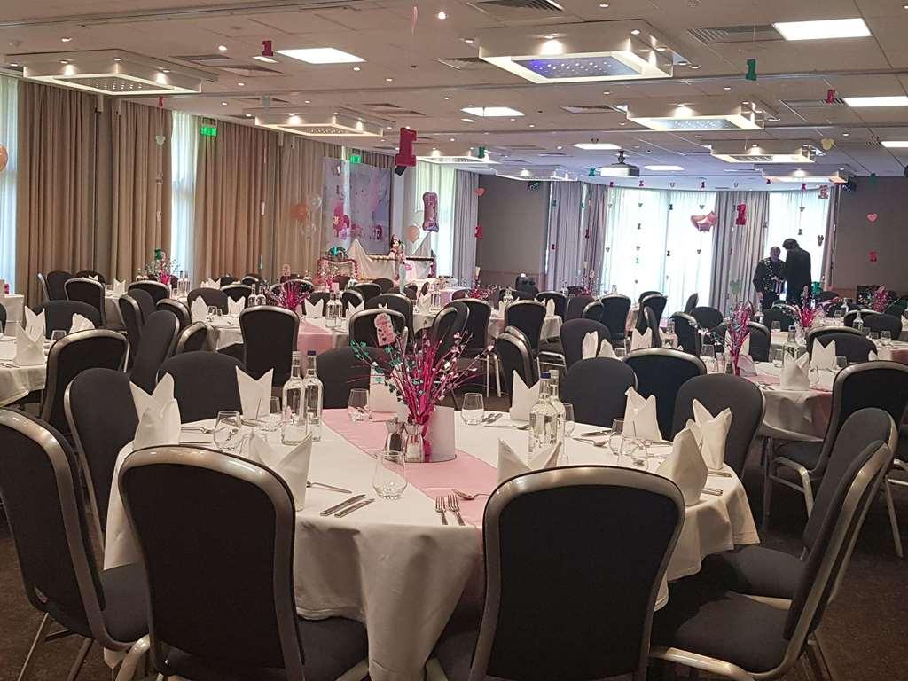 Novotel London Heathrow Airport M4 Jct. 4 Hillingdon Konforlar fotoğraf